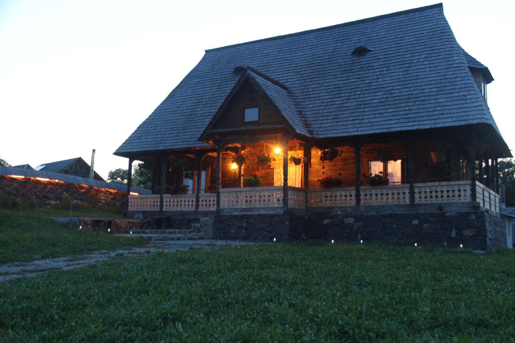 ホテル Casa Veche Breb エクステリア 写真