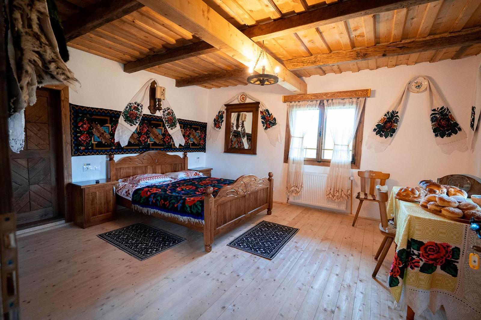 ホテル Casa Veche Breb 部屋 写真